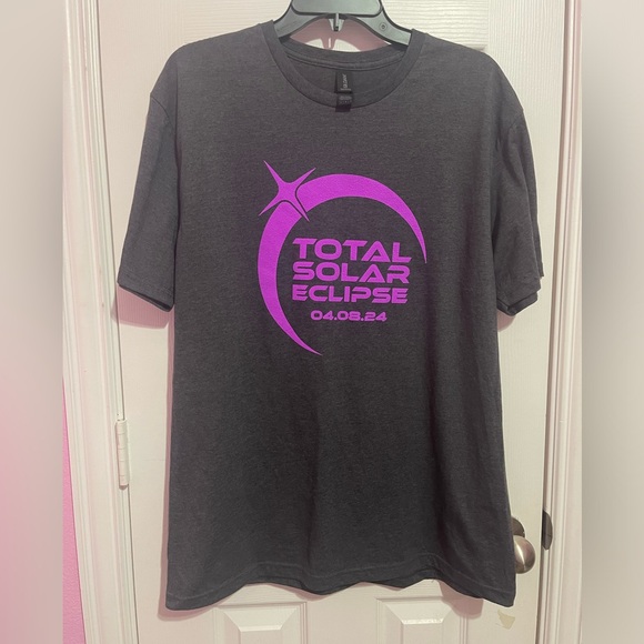 Solar eclipse t-shirt - Picture 1 of 4